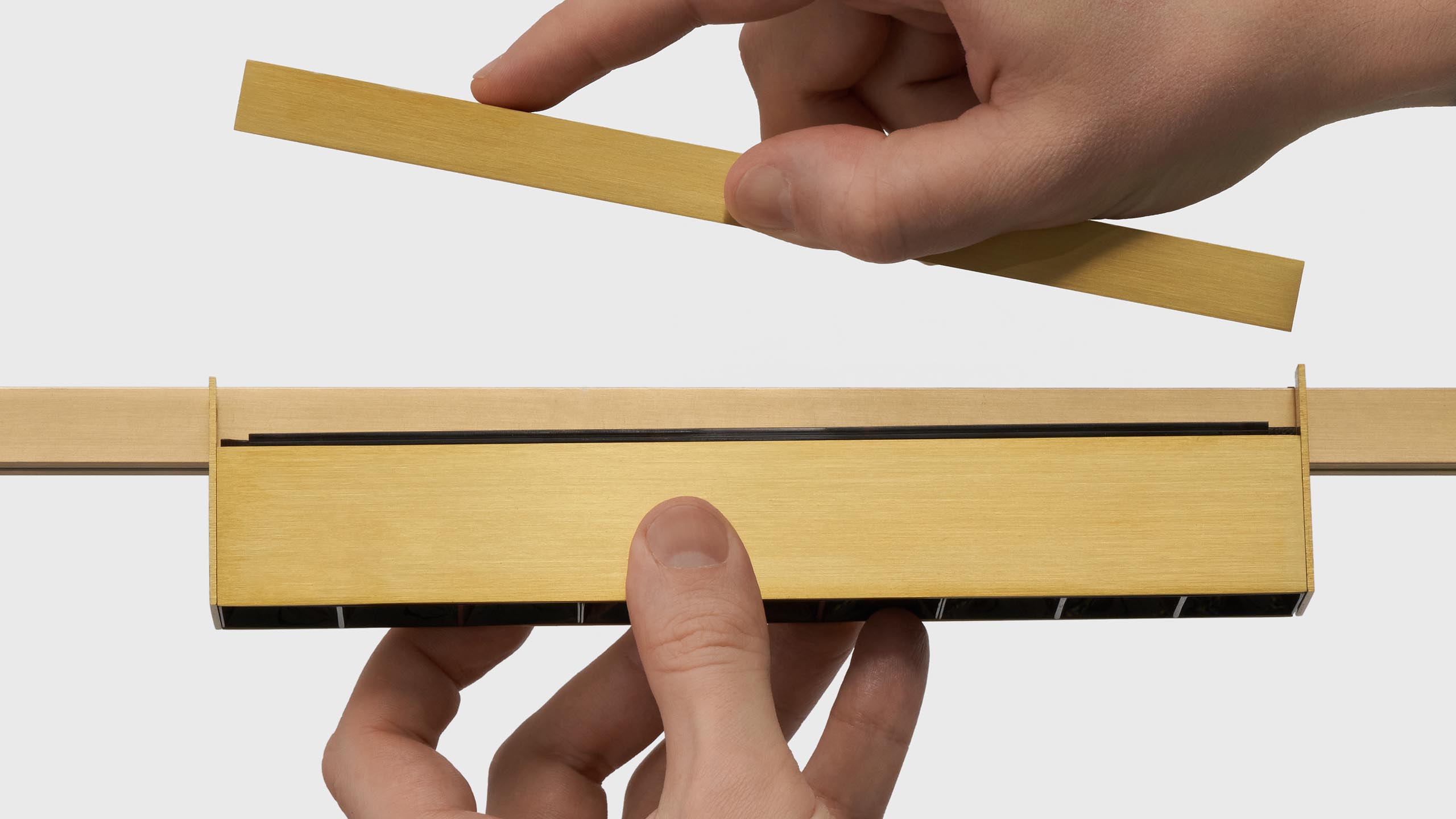 چراغ ریلی مگنتی طلایی