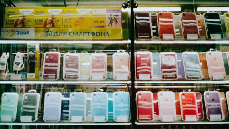 نورپردازی مغازه موبایل